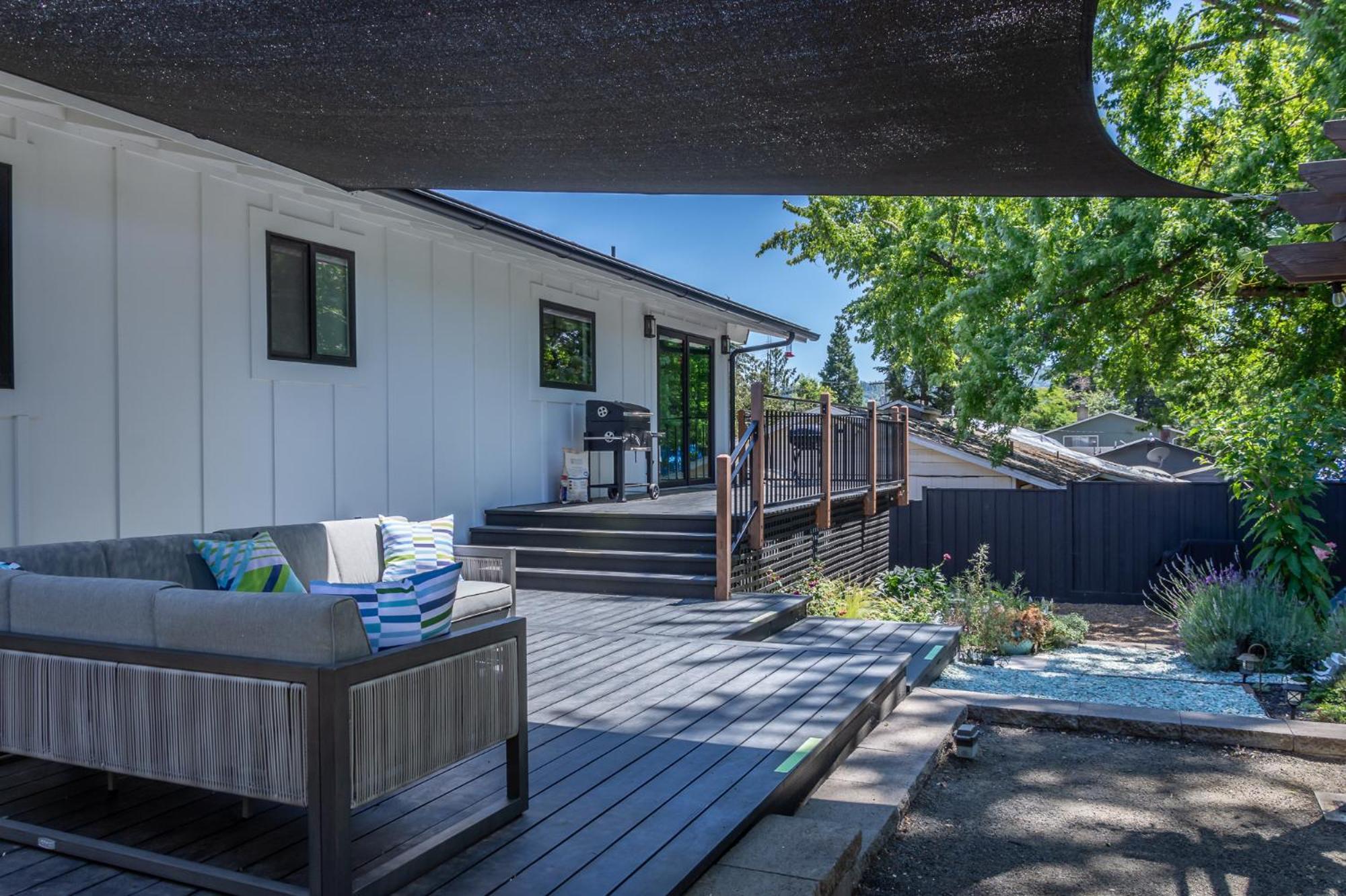 Hotel Chic Rv Retreat, Stunning Yard In Roseburg Extérieur photo
