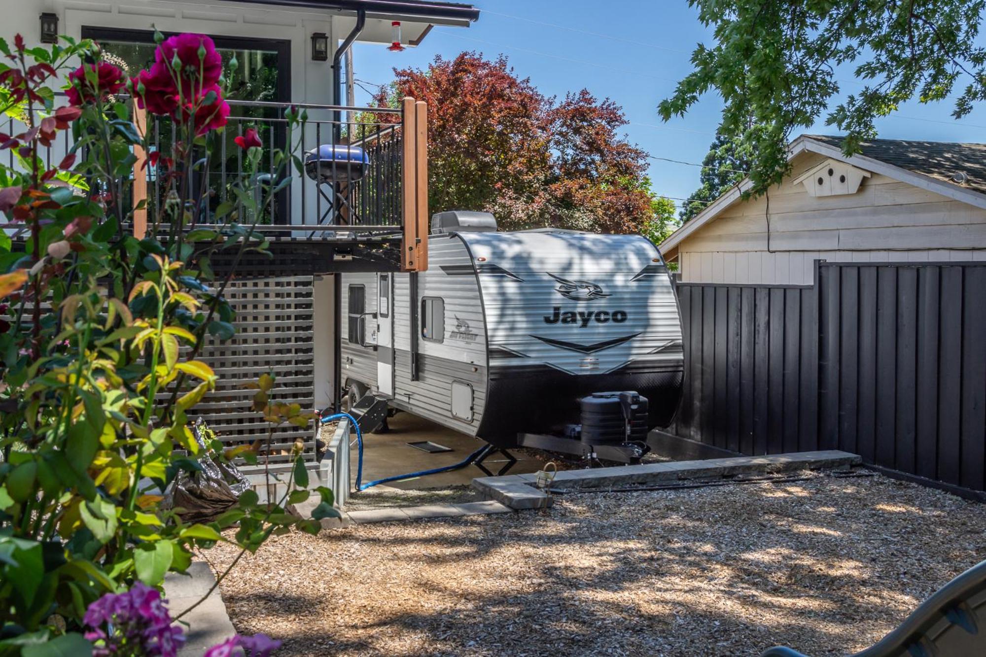 Hotel Chic Rv Retreat, Stunning Yard In Roseburg Extérieur photo