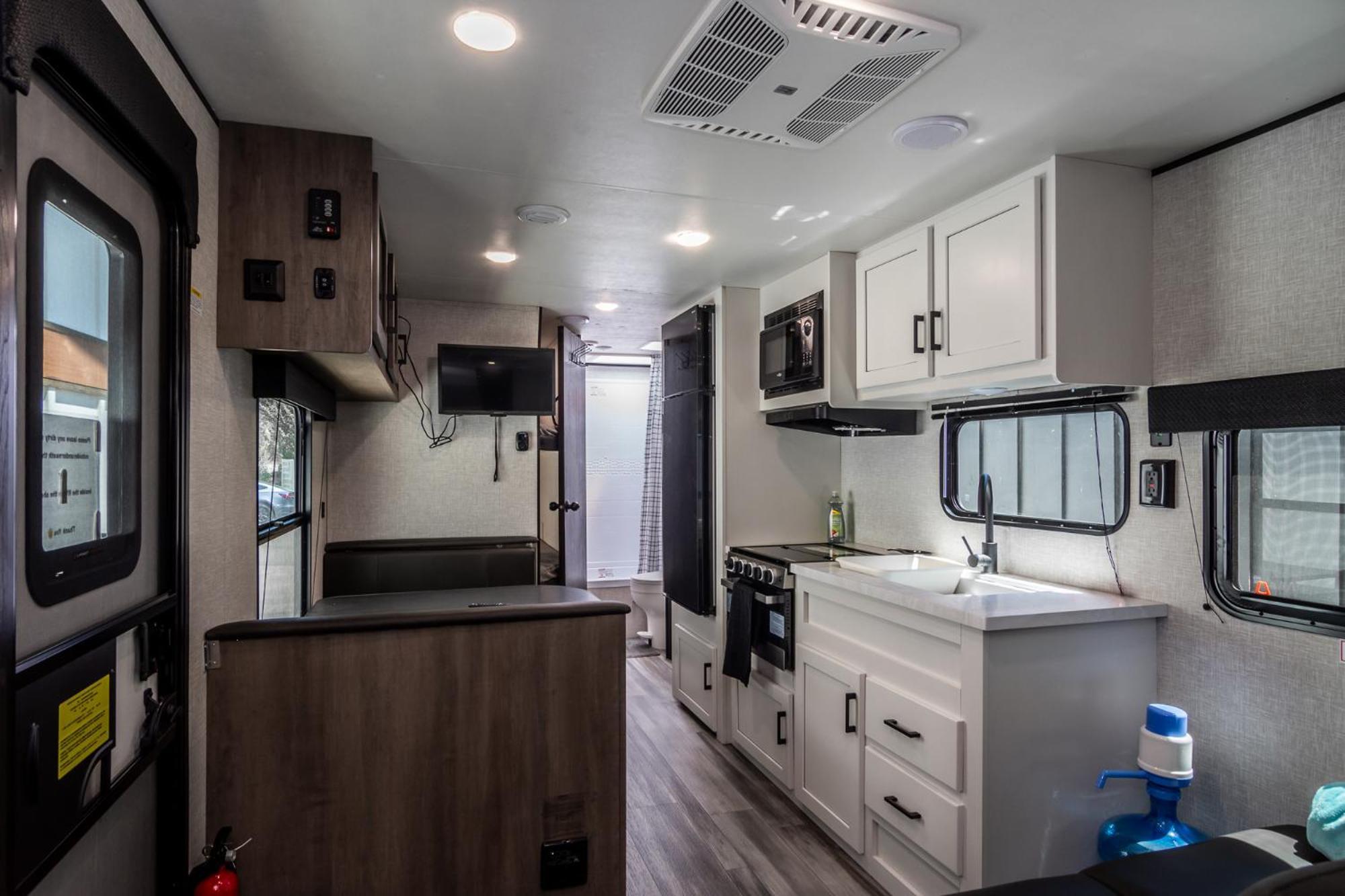 Hotel Chic Rv Retreat, Stunning Yard In Roseburg Extérieur photo