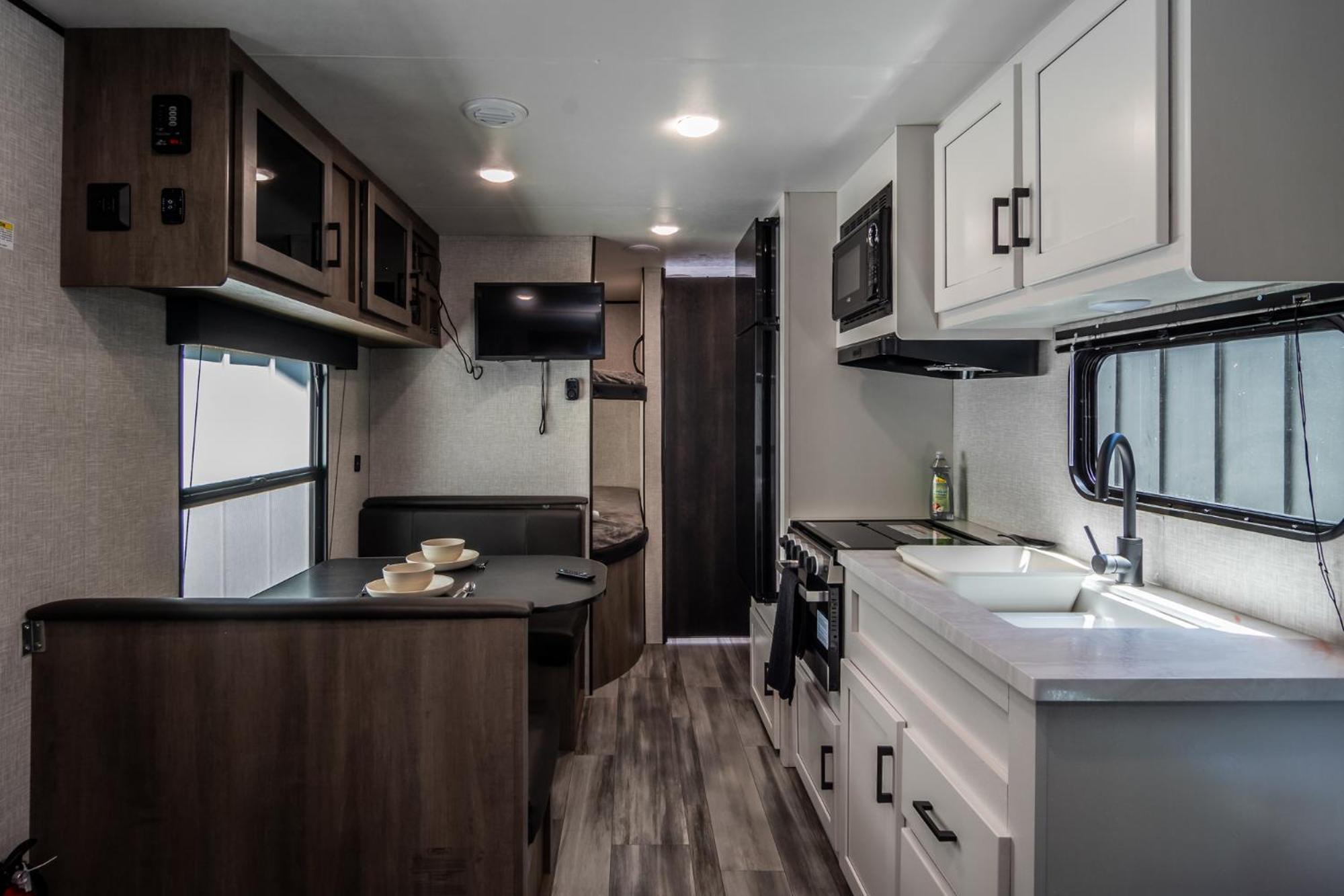 Hotel Chic Rv Retreat, Stunning Yard In Roseburg Extérieur photo