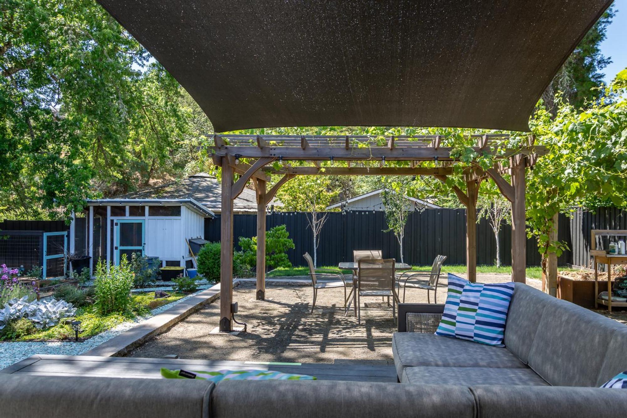 Hotel Chic Rv Retreat, Stunning Yard In Roseburg Extérieur photo