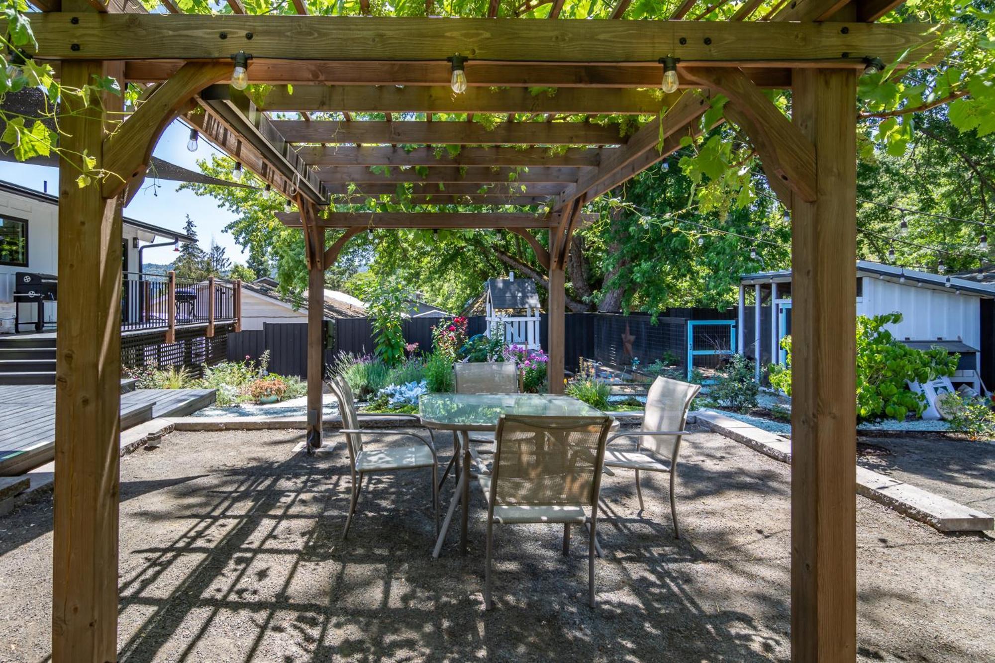 Hotel Chic Rv Retreat, Stunning Yard In Roseburg Extérieur photo